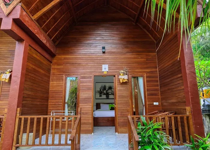 ホリデーパーク Adi Nusa Penida Ped